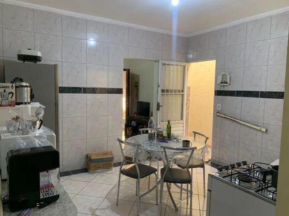 Casa à venda com 2 quartos, 125m² - Foto 8