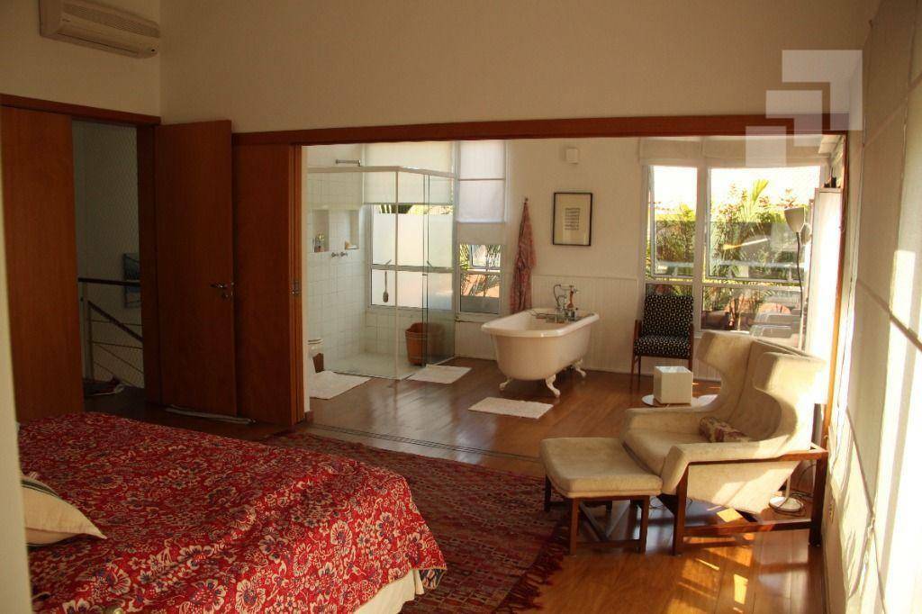 Sobrado à venda com 4 quartos, 540m² - Foto 34