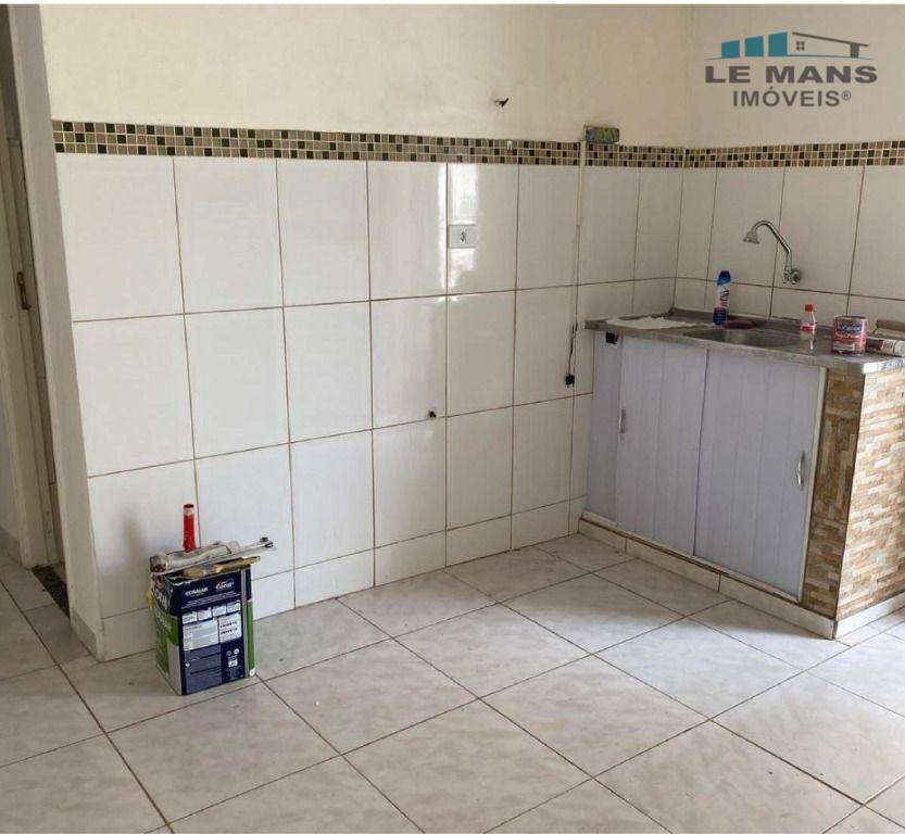 Casa à venda com 3 quartos, 140m² - Foto 12