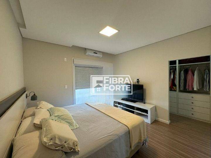 Casa de Condomínio à venda com 3 quartos, 200m² - Foto 18