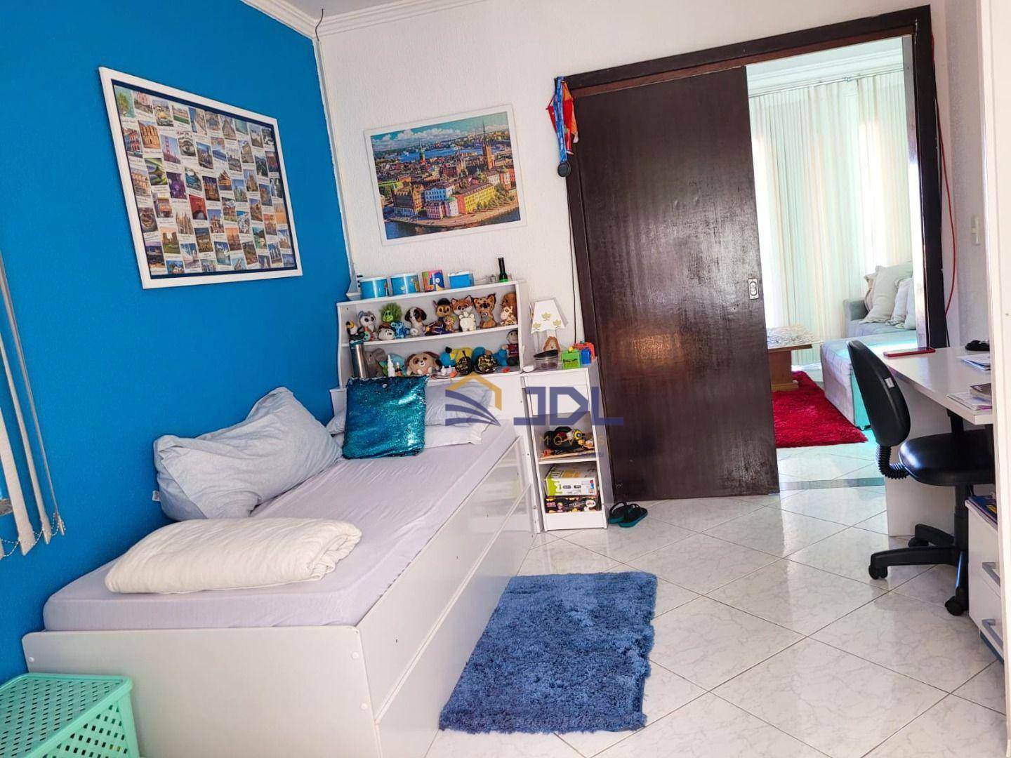 Casa de Condomínio à venda com 4 quartos, 450m² - Foto 11