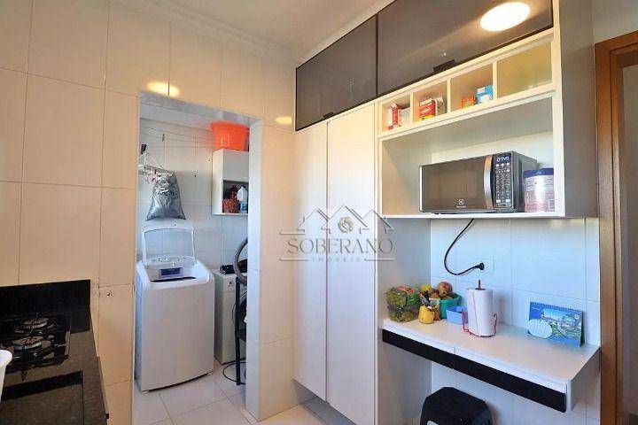 Apartamento à venda com 2 quartos, 72m² - Foto 9