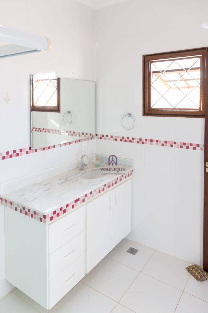 Casa à venda com 3 quartos, 219m² - Foto 38
