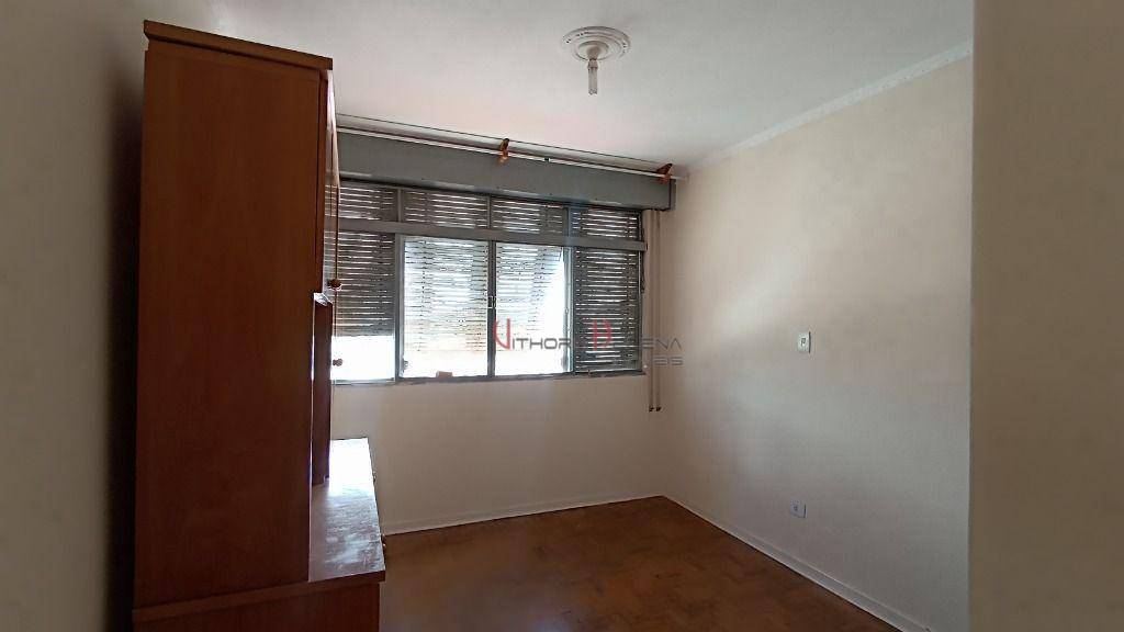 Apartamento à venda com 3 quartos, 117m² - Foto 10