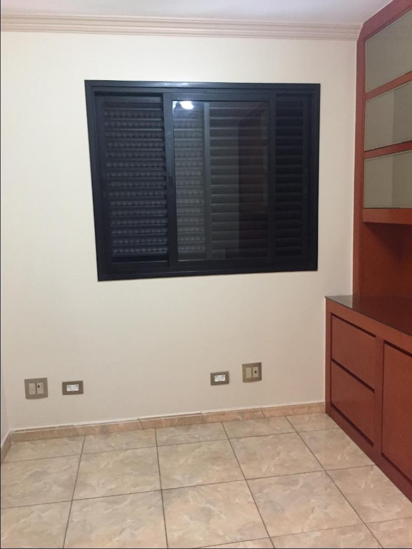 Apartamento à venda com 3 quartos, 127m² - Foto 31