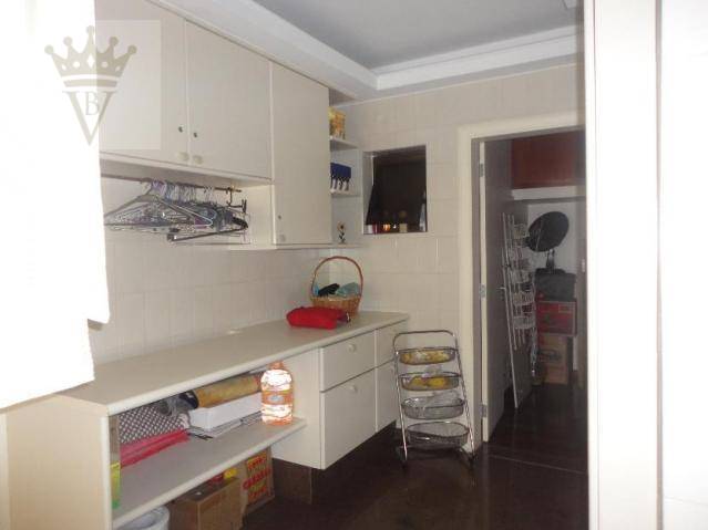 Apartamento à venda com 4 quartos, 188m² - Foto 5