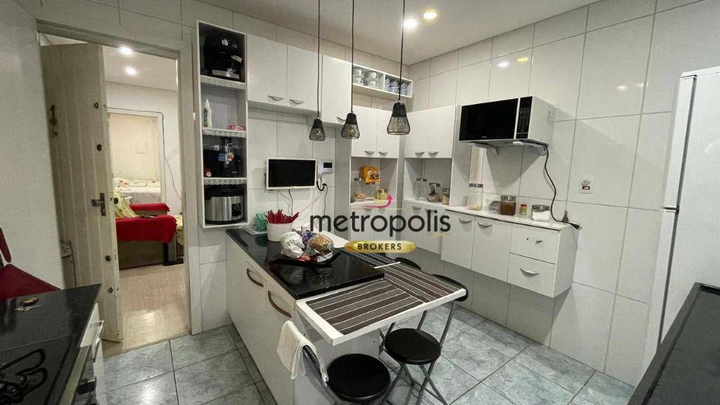 Casa à venda com 4 quartos, 110m² - Foto 1
