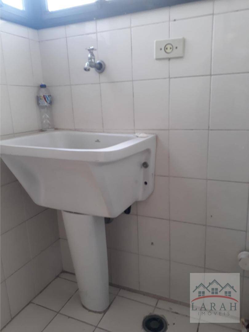 Apartamento à venda com 3 quartos, 75m² - Foto 12