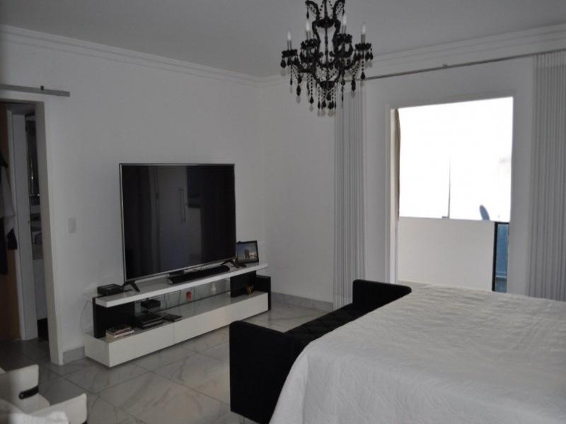 Apartamento à venda com 2 quartos, 55m² - Foto 15