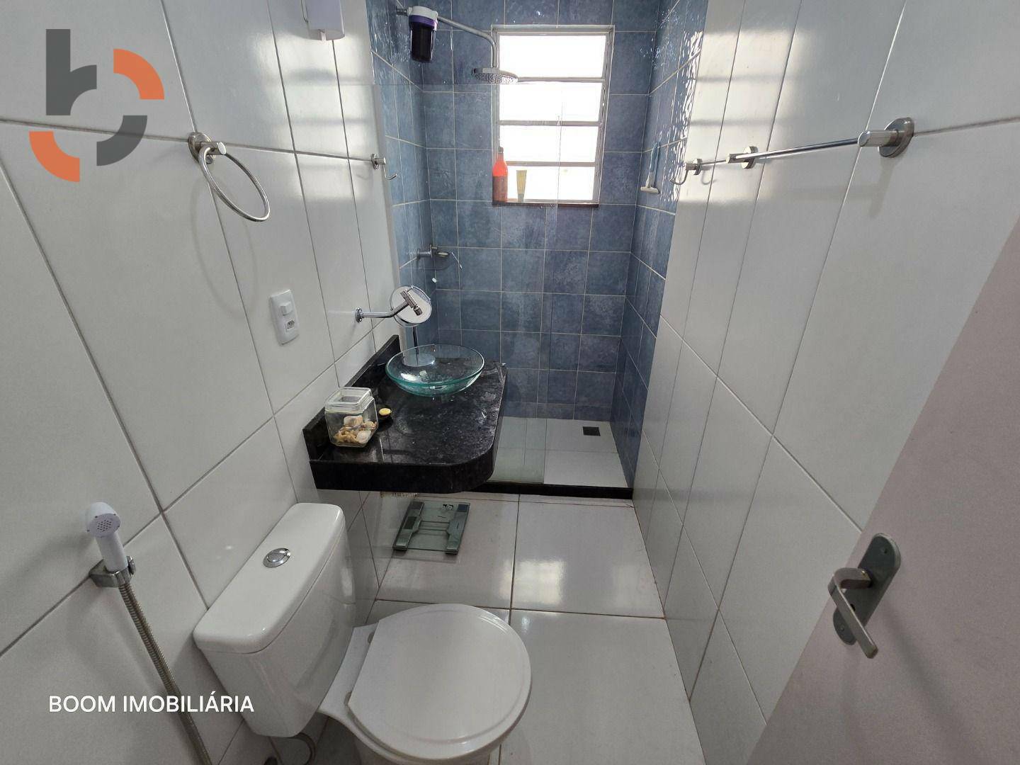 Casa à venda com 2 quartos, 200m² - Foto 11