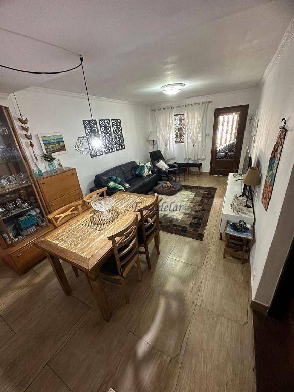 Sobrado à venda com 3 quartos, 180m² - Foto 2