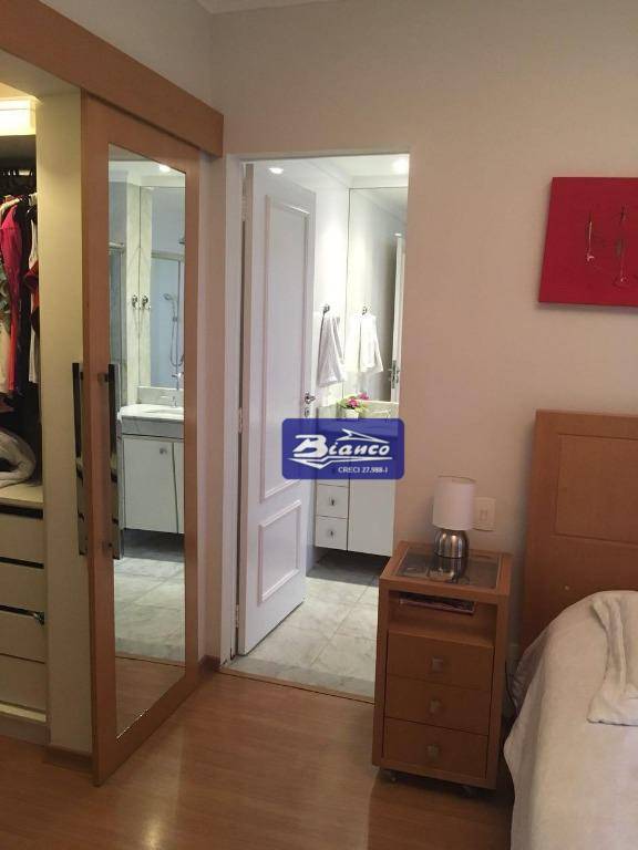 Apartamento à venda com 3 quartos, 190m² - Foto 16