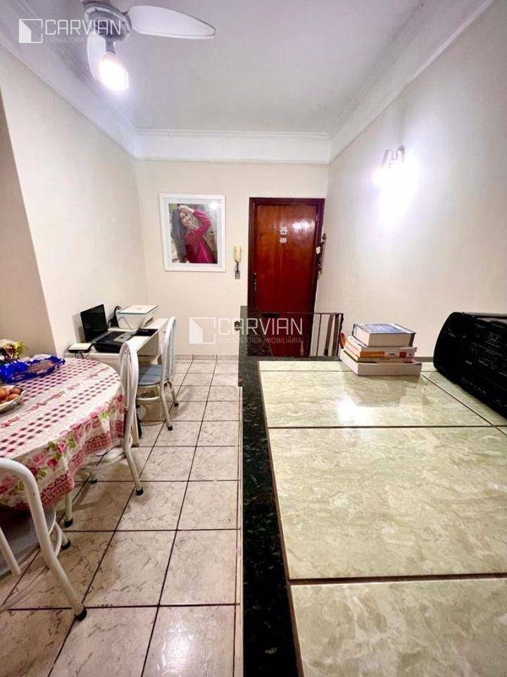 Casa à venda com 2 quartos, 80m² - Foto 9