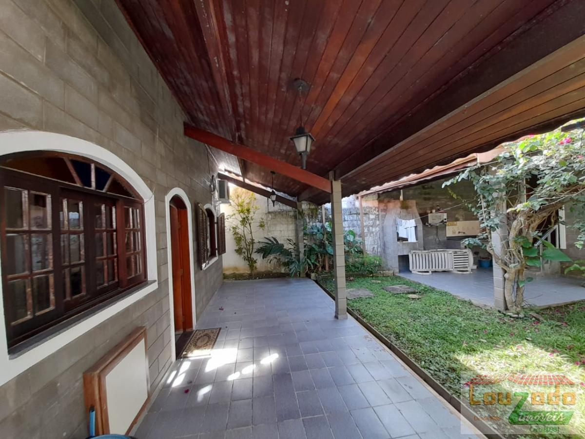 Casa à venda com 4 quartos, 345m² - Foto 16