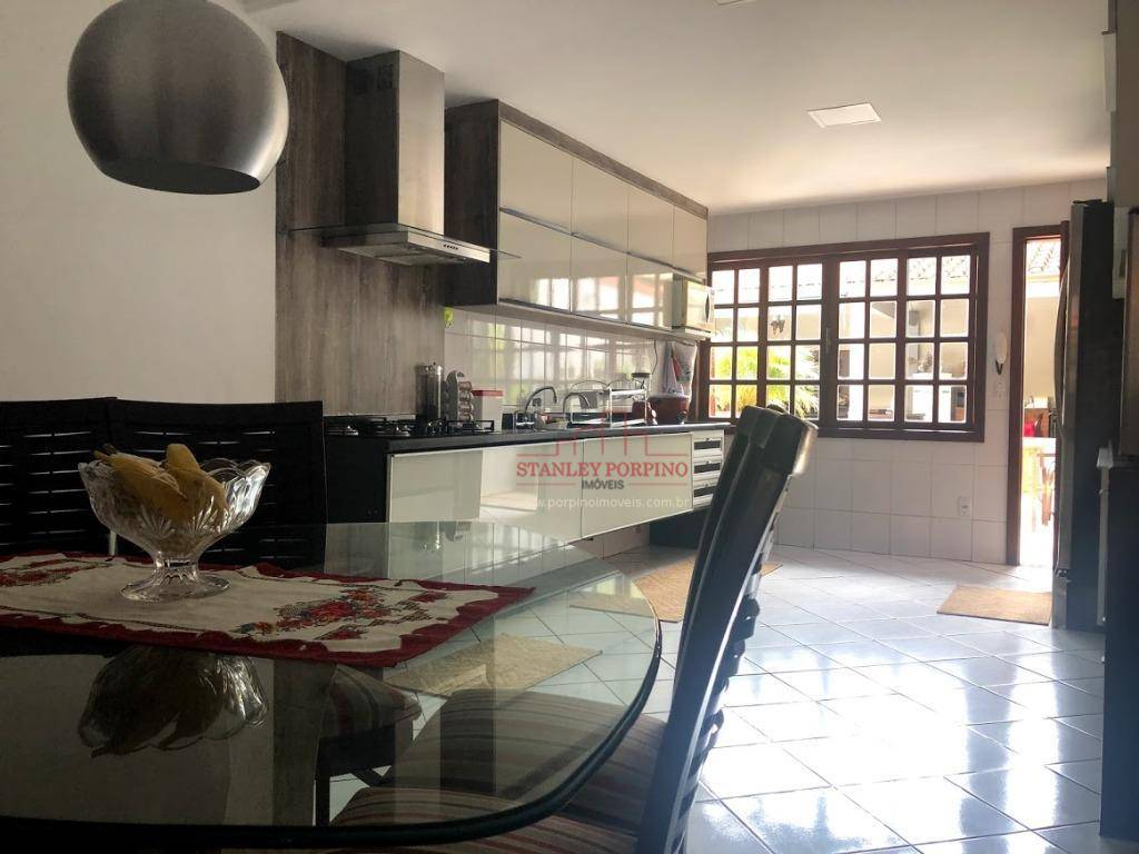 Casa à venda com 3 quartos, 260m² - Foto 24