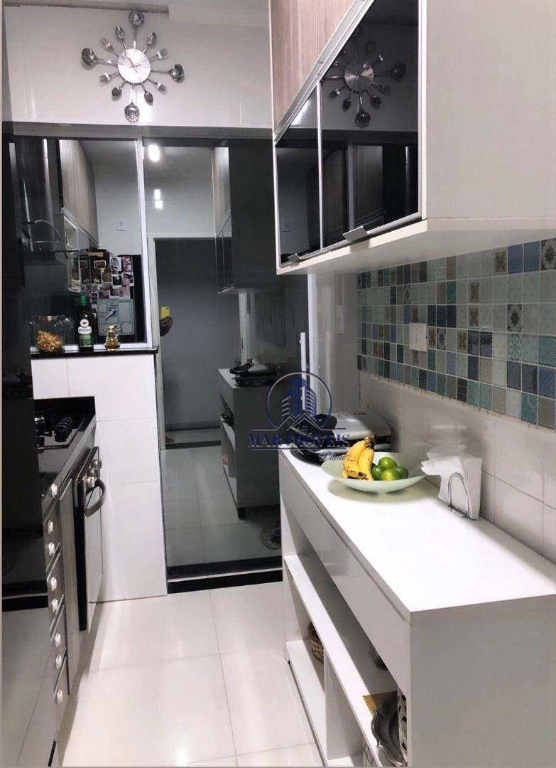 Apartamento à venda com 2 quartos, 80m² - Foto 16