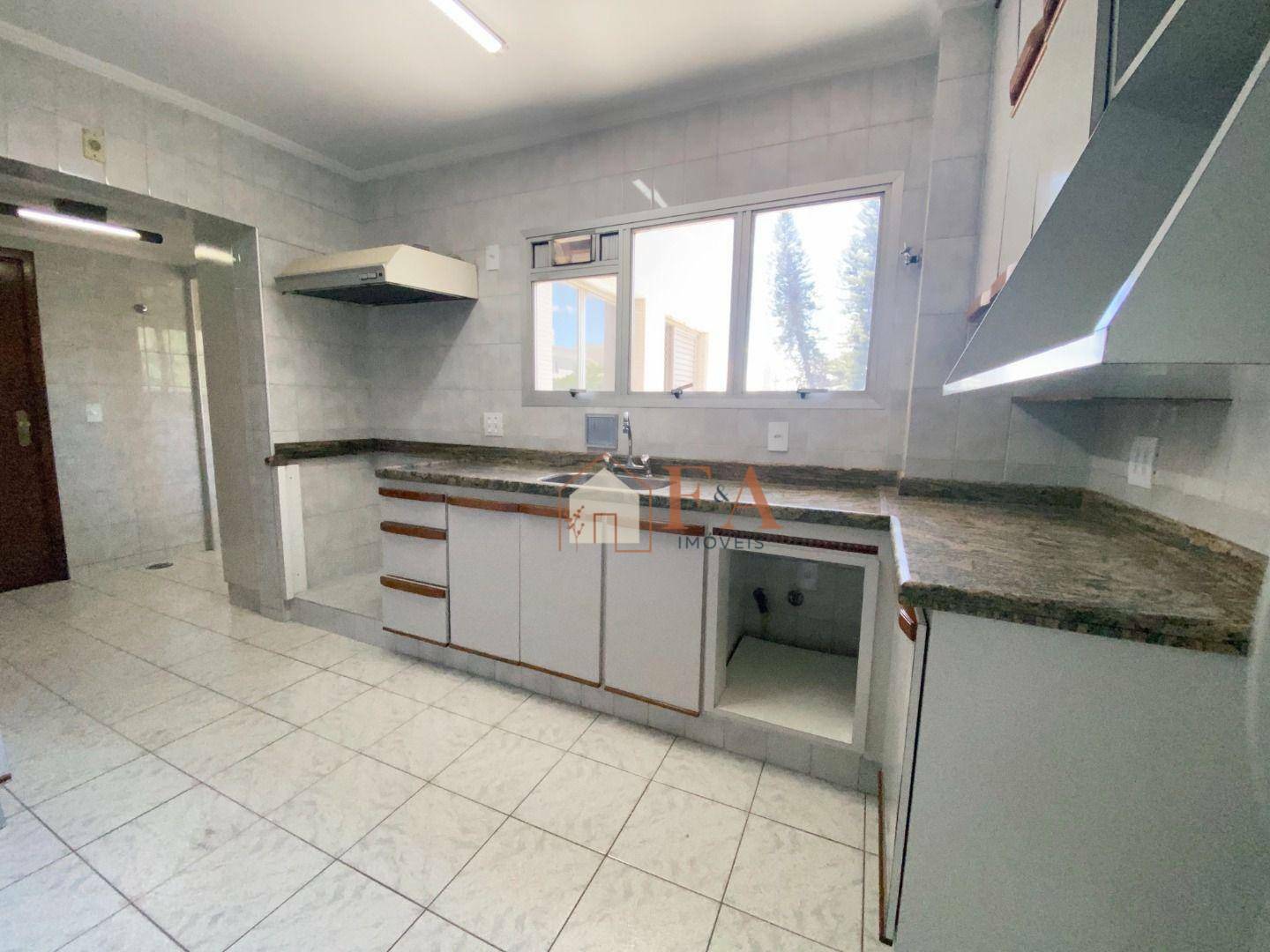 Apartamento à venda com 3 quartos, 173m² - Foto 12