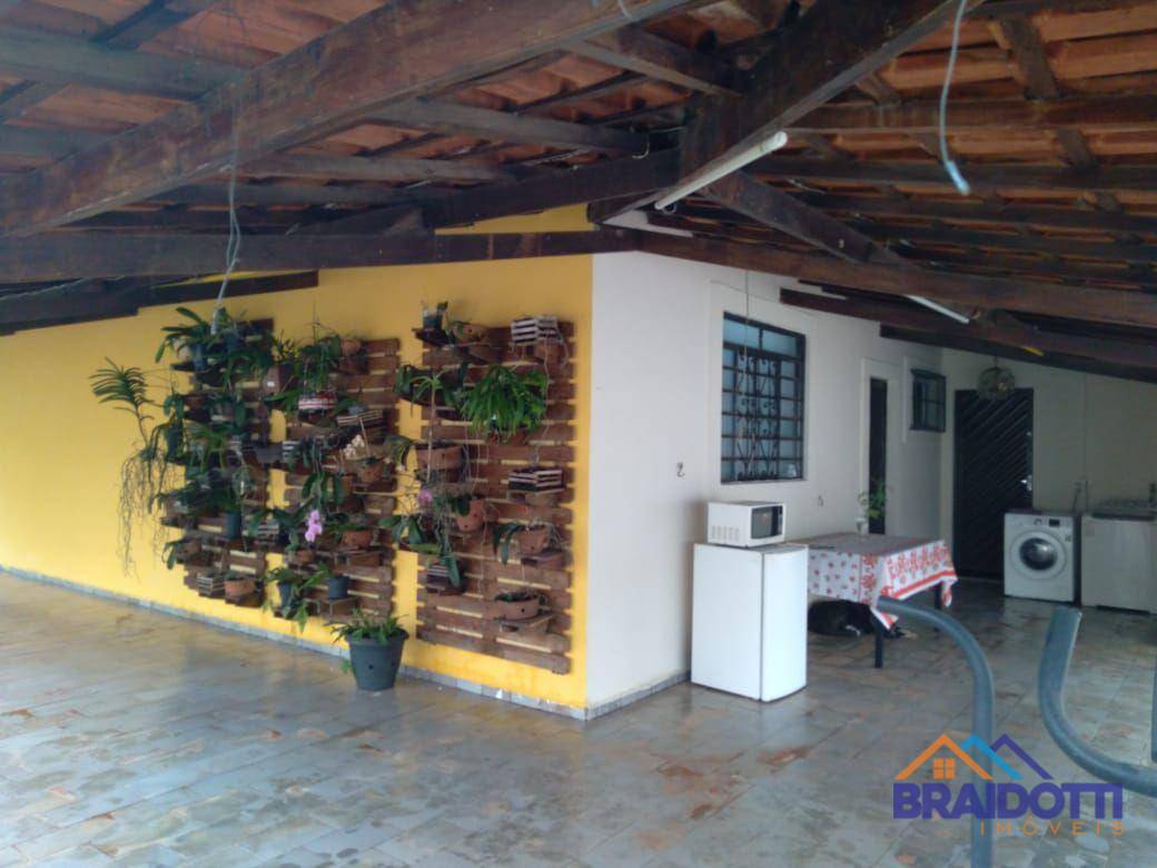 Chácara à venda com 2 quartos, 250m² - Foto 6