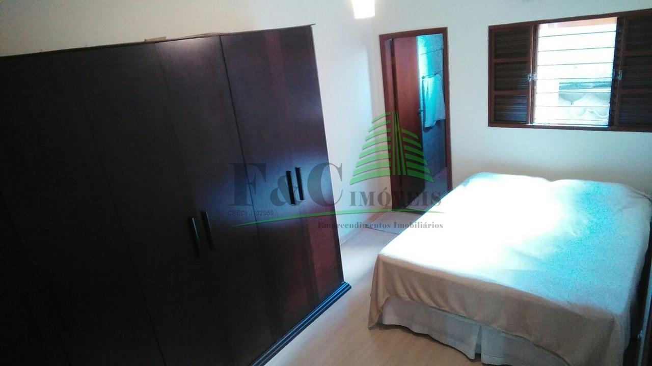 Casa à venda com 3 quartos, 180m² - Foto 7