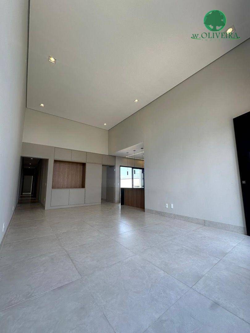 Casa de Condomínio à venda com 3 quartos, 195m² - Foto 4