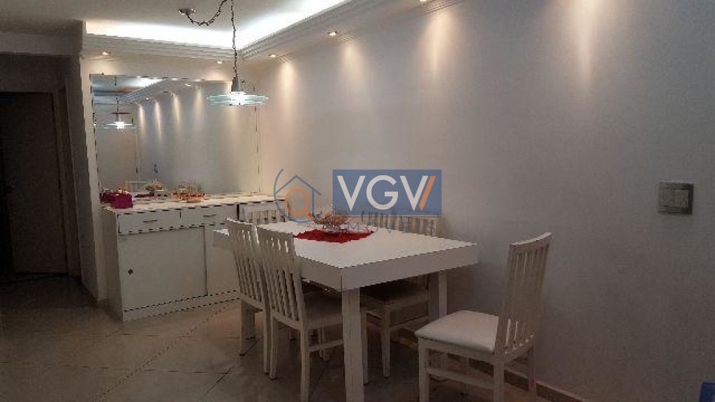 Apartamento à venda com 2 quartos, 58m² - Foto 2