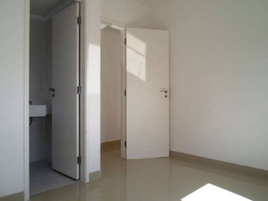 Apartamento para alugar com 2 quartos, 92m² - Foto 20