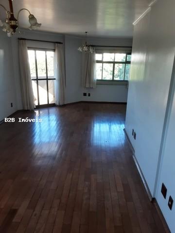 Apartamento à venda com 3 quartos, 122m² - Foto 4