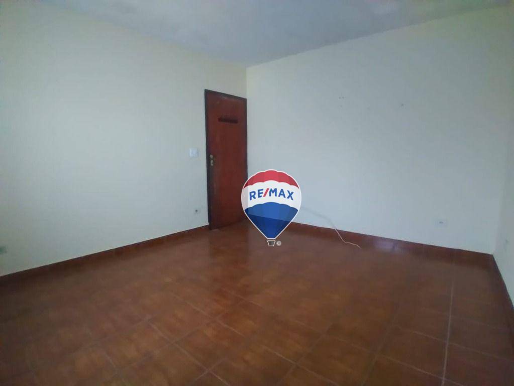 Casa à venda com 3 quartos, 178m² - Foto 7