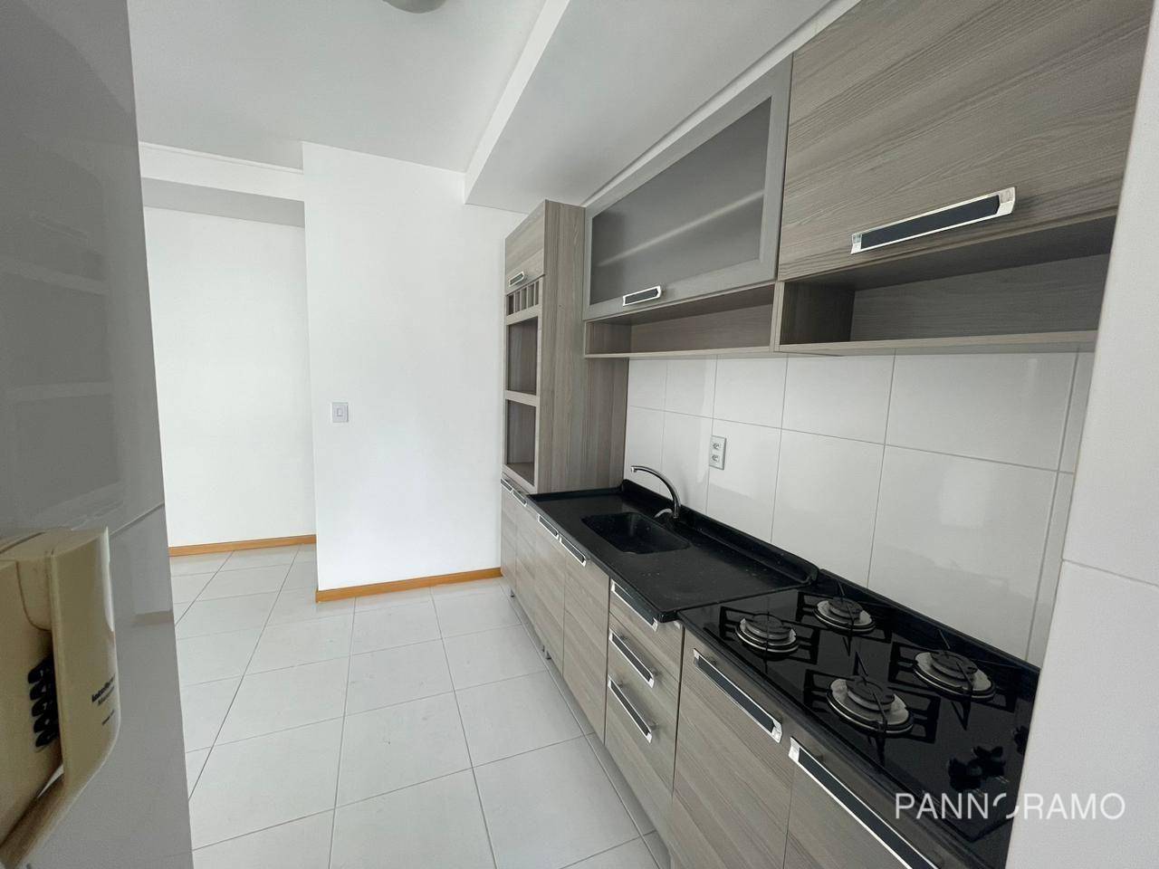 Apartamento à venda com 2 quartos, 67m² - Foto 5