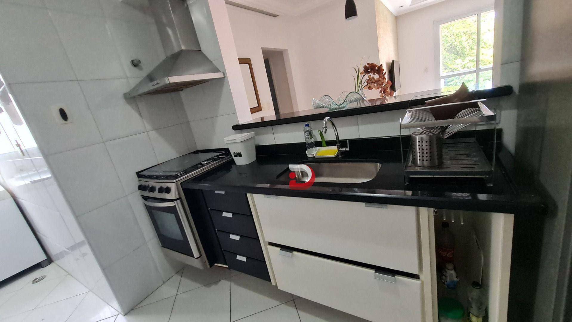 Apartamento para alugar com 3 quartos, 98m² - Foto 29