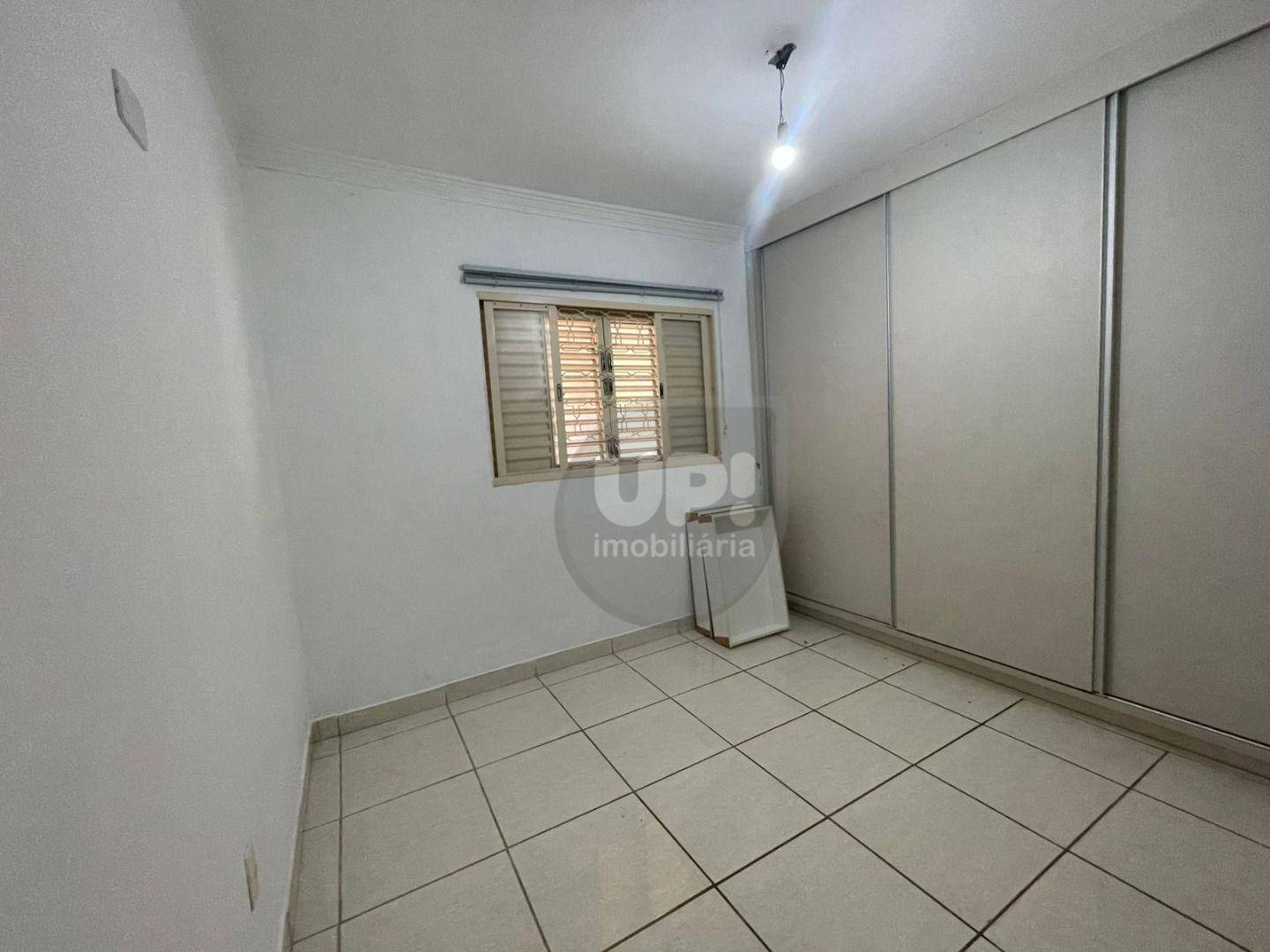 Casa à venda com 2 quartos, 74m² - Foto 5