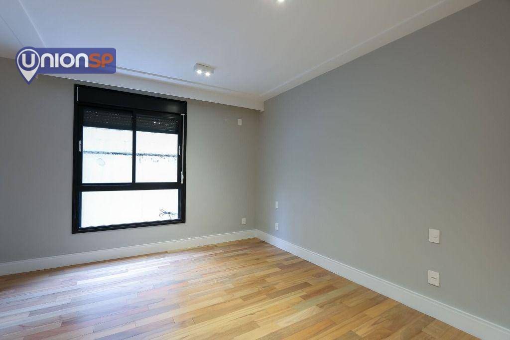 Apartamento à venda com 3 quartos, 198m² - Foto 8