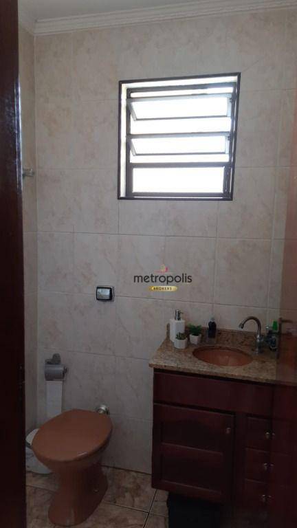 Sobrado à venda com 2 quartos, 227m² - Foto 17