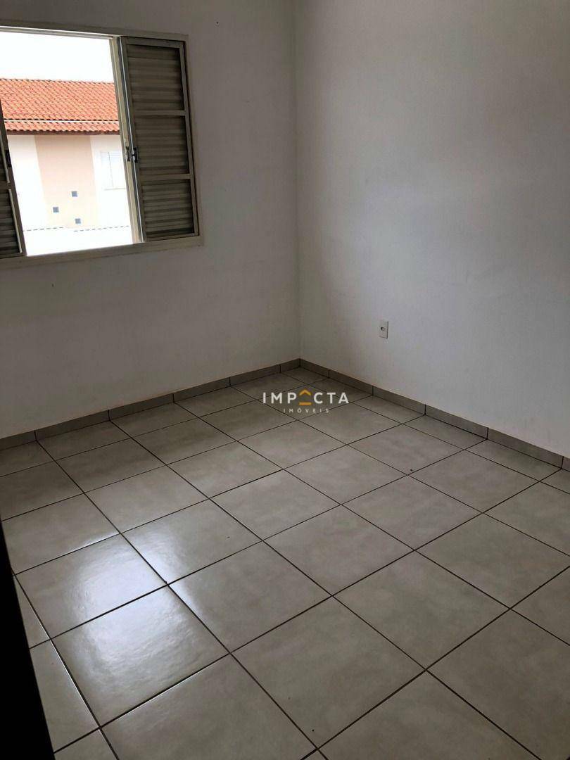 Casa à venda com 2 quartos, 67m² - Foto 11