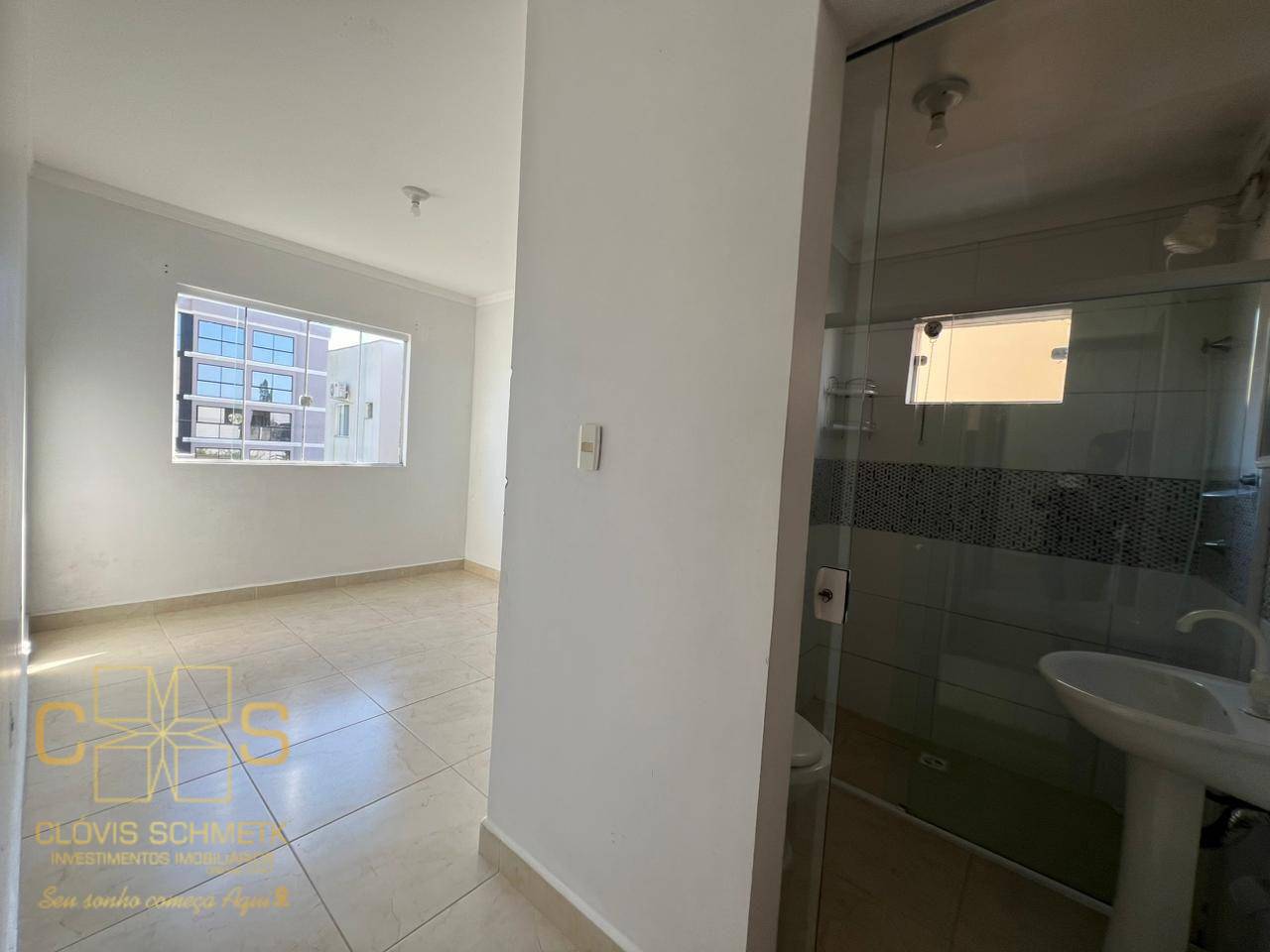 Apartamento à venda com 2 quartos, 105m² - Foto 4