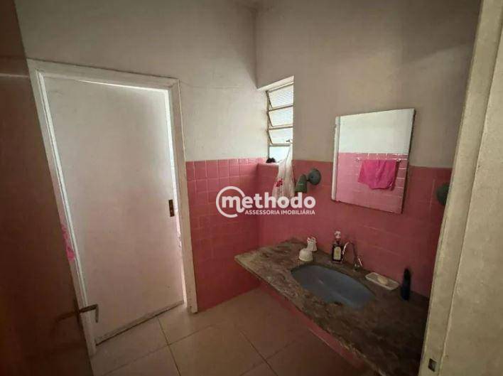 Casa à venda com 3 quartos, 250m² - Foto 7