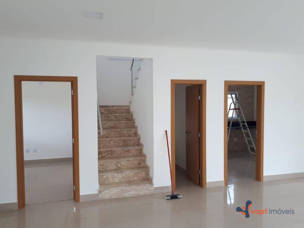 Sobrado à venda com 3 quartos, 240m² - Foto 5