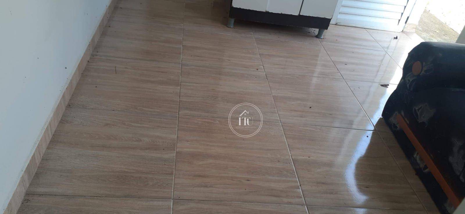 Chácara, 2 quartos, 1032 m² - Foto 4