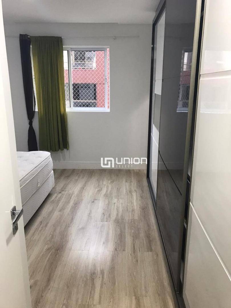 Apartamento à venda com 3 quartos, 121m² - Foto 23