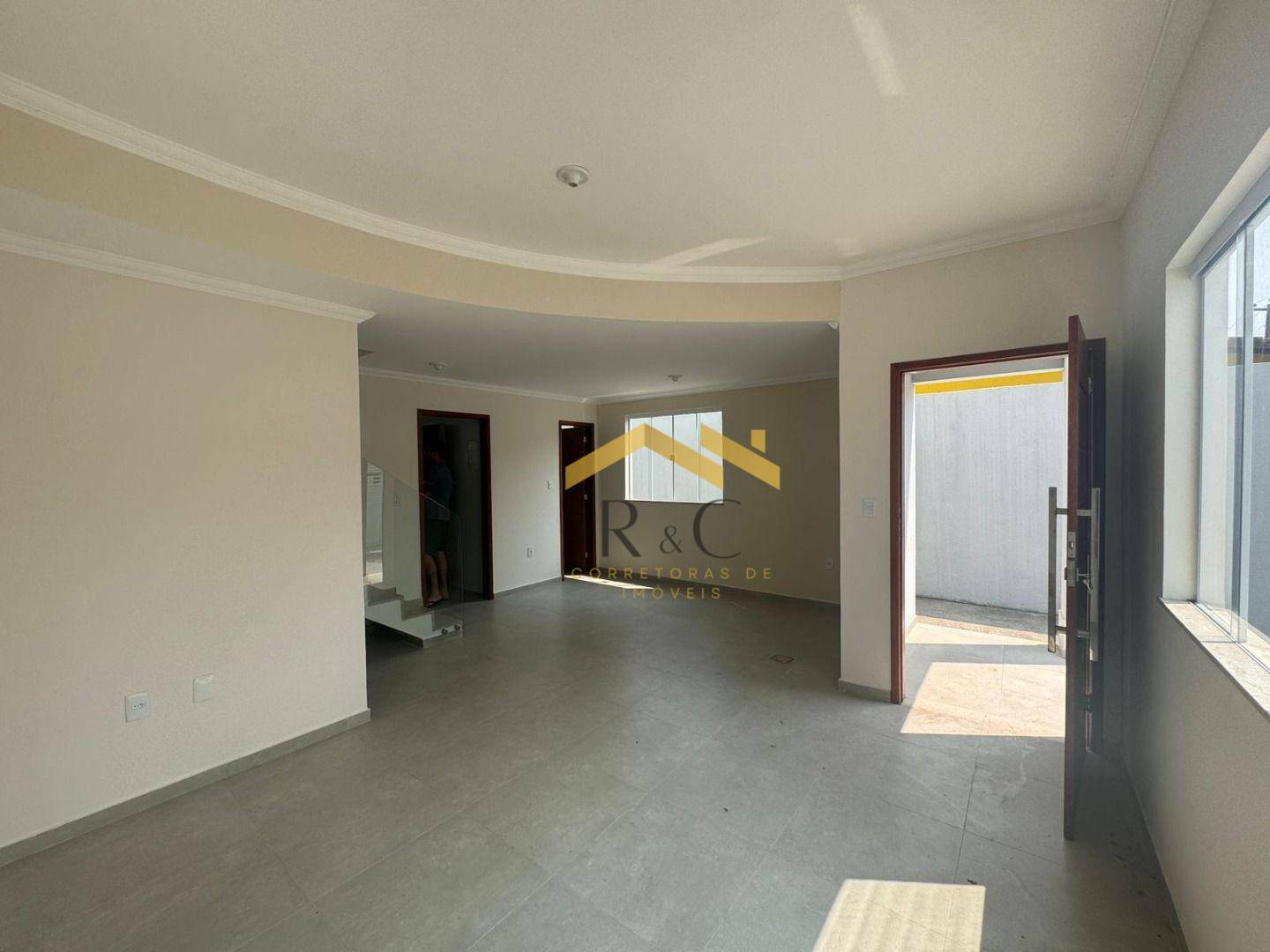 Casa à venda com 3 quartos, 108m² - Foto 3