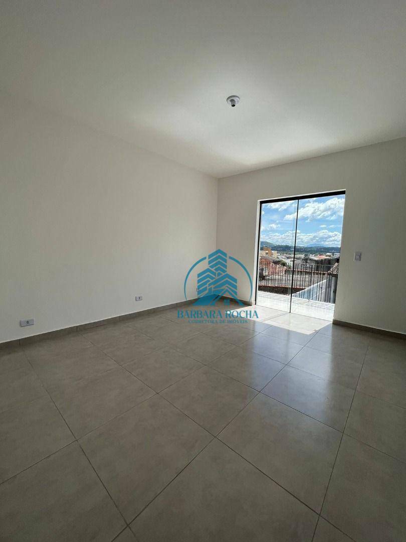 Casa à venda com 2 quartos, 143m² - Foto 11