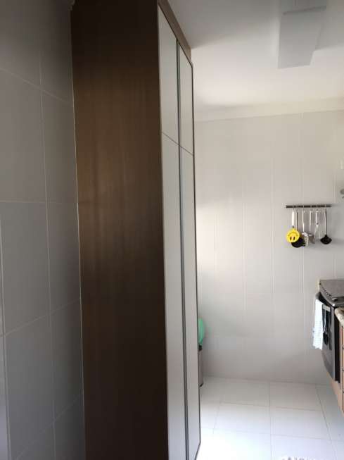 Apartamento à venda com 2 quartos, 69m² - Foto 5