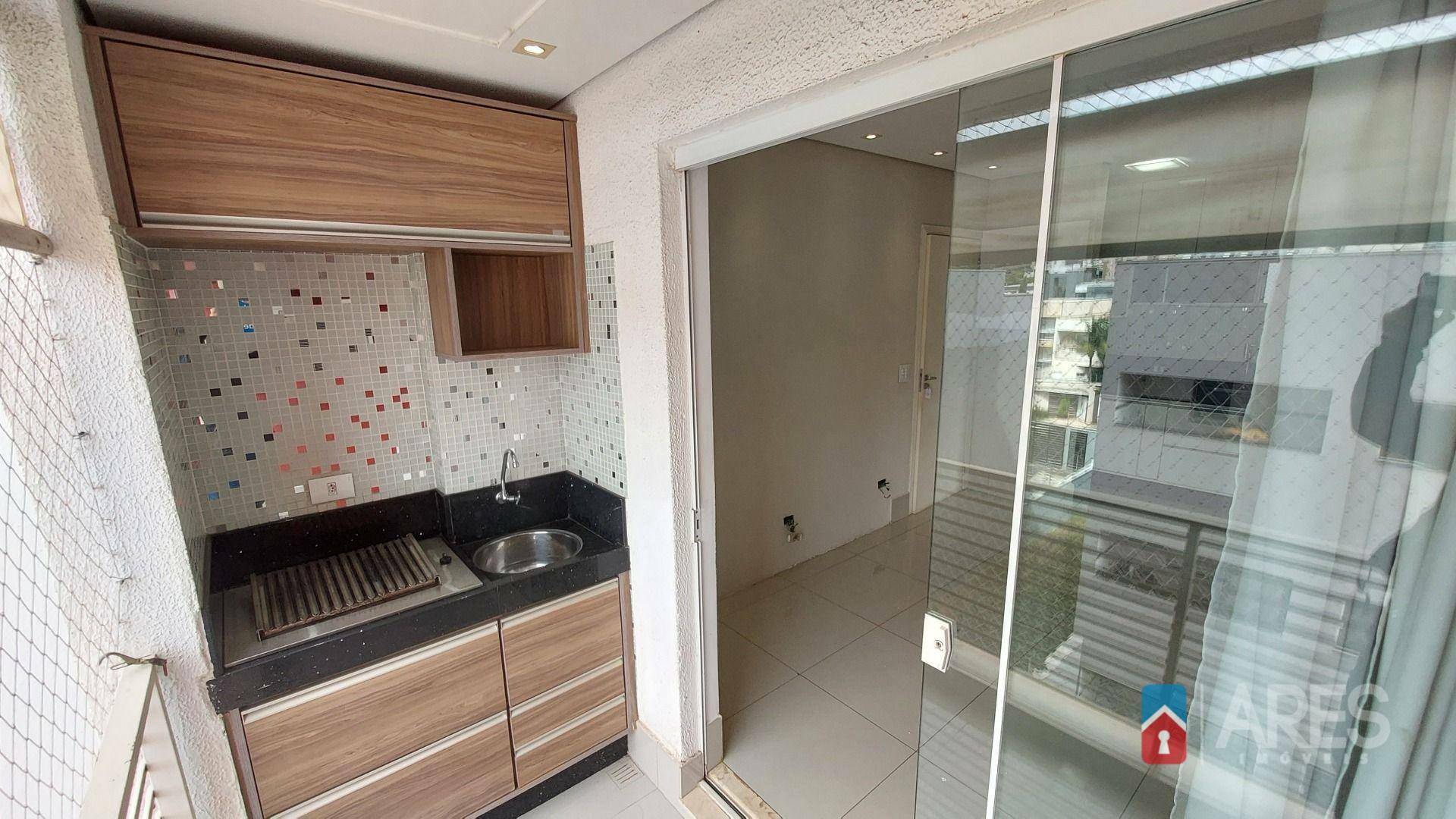 Apartamento à venda com 3 quartos, 67m² - Foto 4