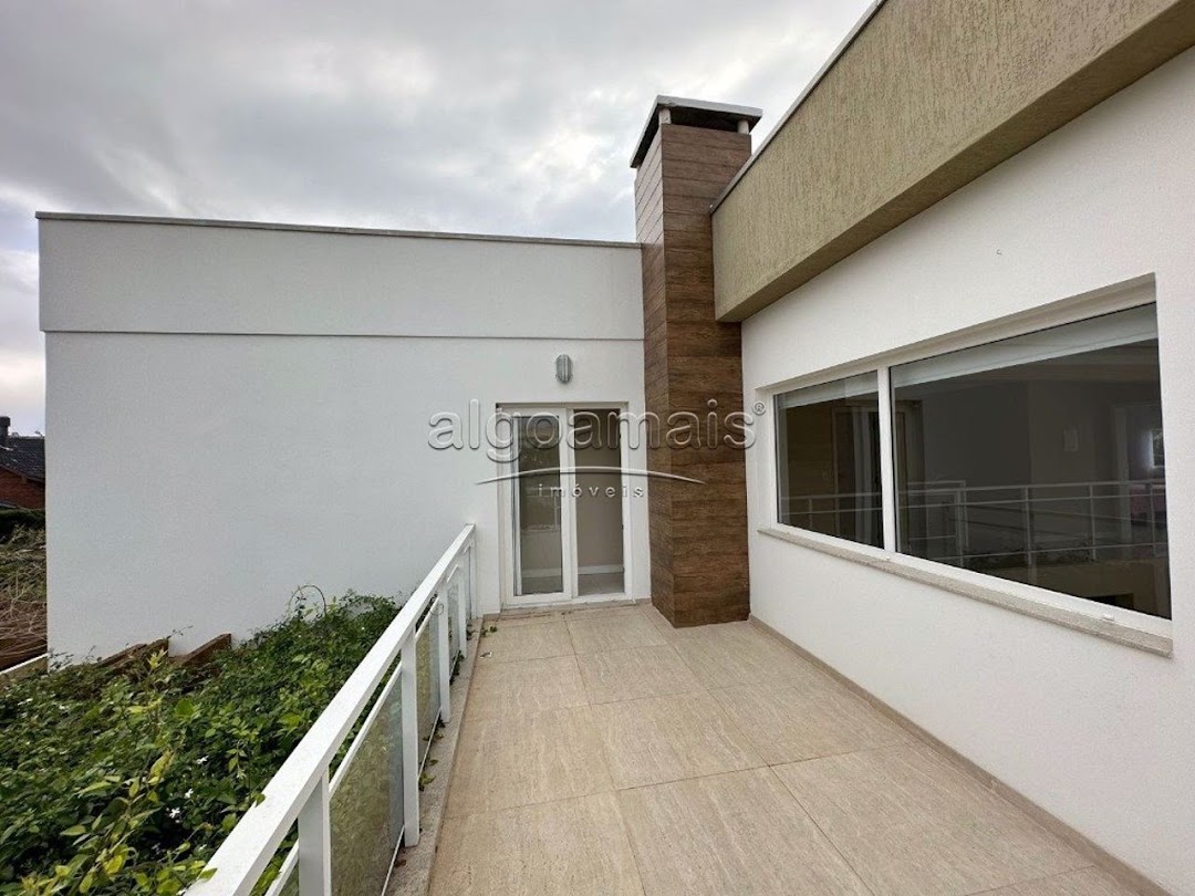 Casa à venda com 5 quartos, 250m² - Foto 30