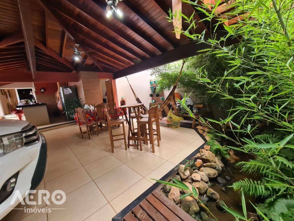 Casa de Condomínio à venda com 3 quartos, 205m² - Foto 14