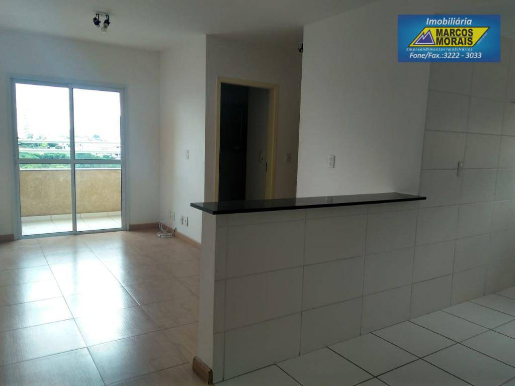 Apartamento à venda com 2 quartos, 57m² - Foto 3