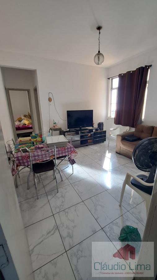 Apartamento à venda com 2 quartos, 90m² - Foto 2