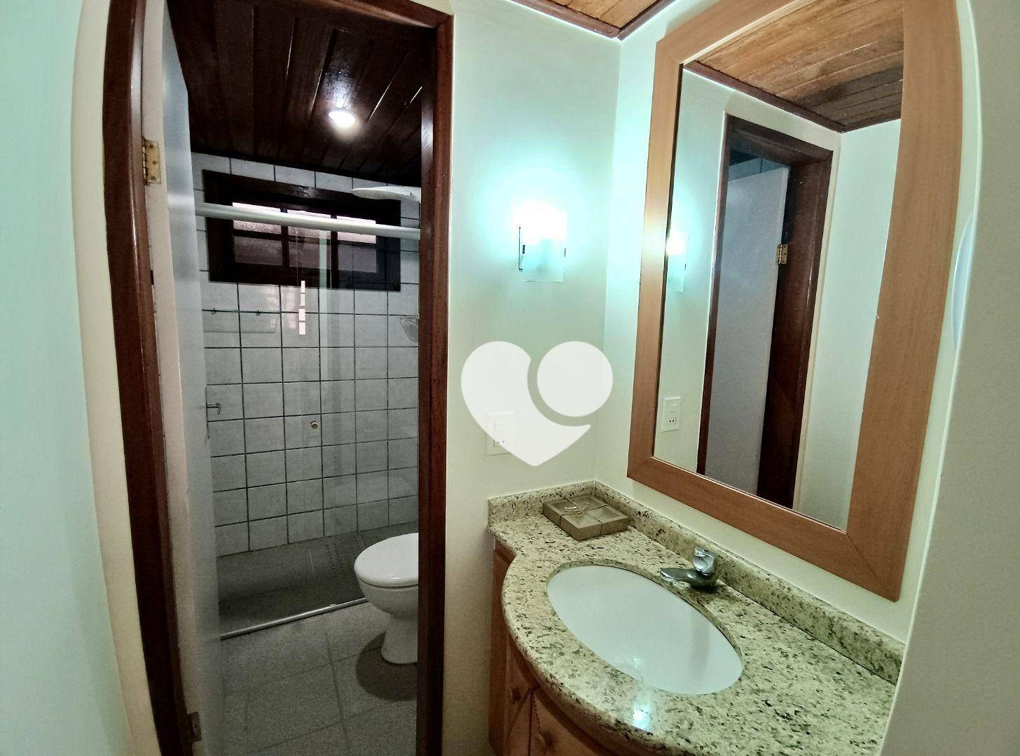 Casa de Condomínio à venda com 2 quartos, 100m² - Foto 10