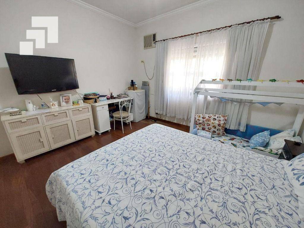 Casa à venda com 4 quartos, 360m² - Foto 14