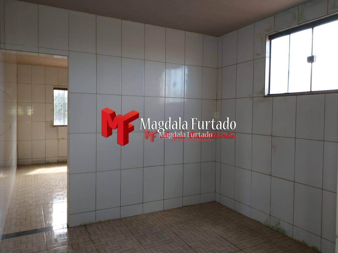 Casa à venda com 6 quartos, 136m² - Foto 17